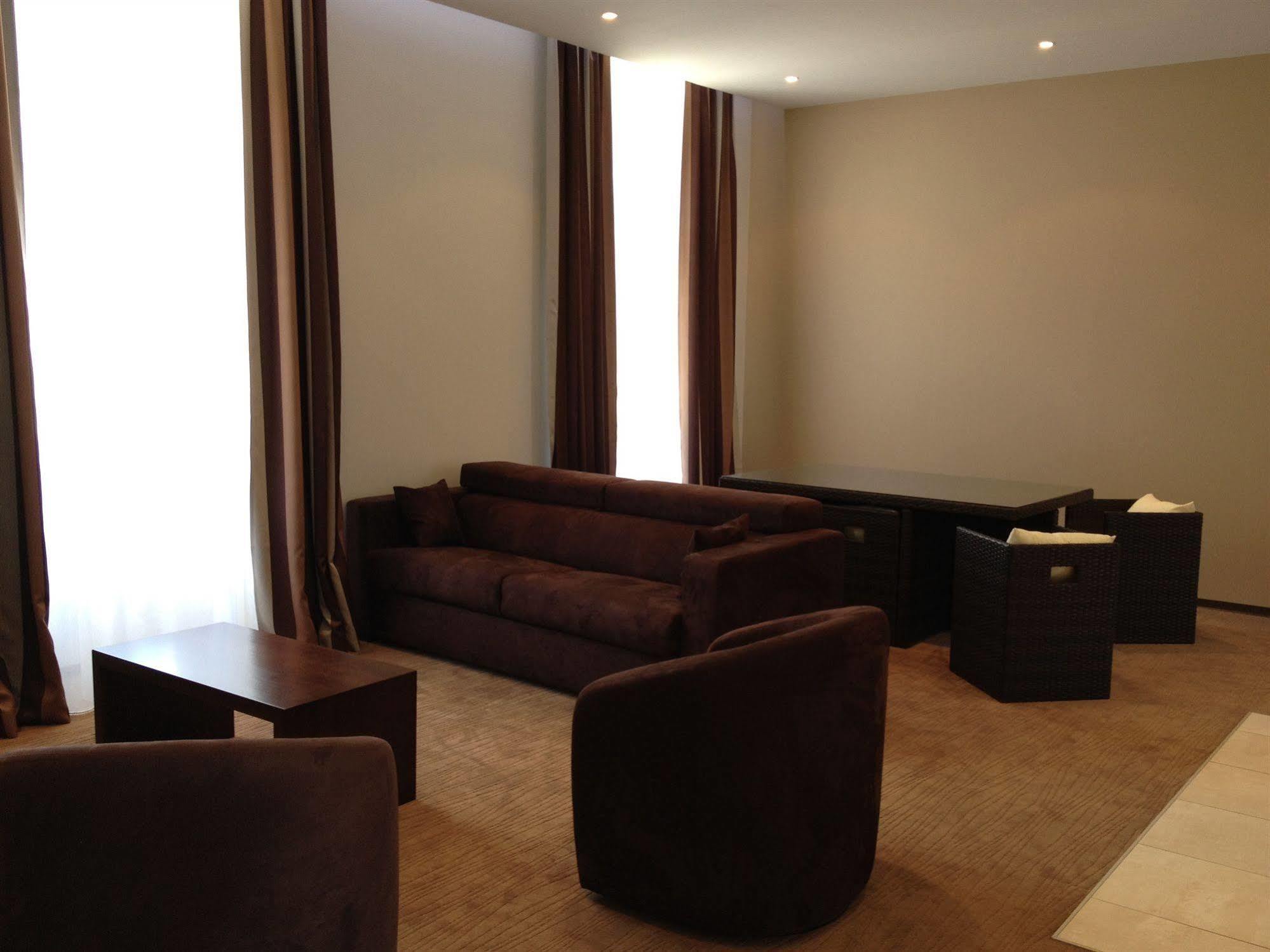 Le 1837 Aparthotel แซงตาฟริค ภายนอก รูปภาพ